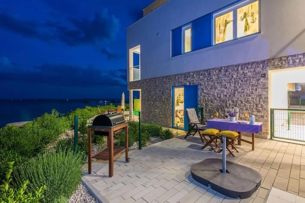 Villa Miri Jasmine Privlaka