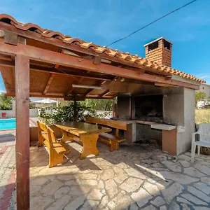  Apartament Mlado