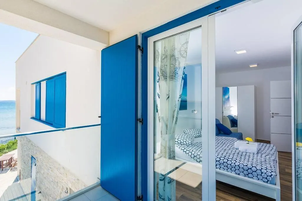 Villa Miri Jasmine Privlaka  Croatia